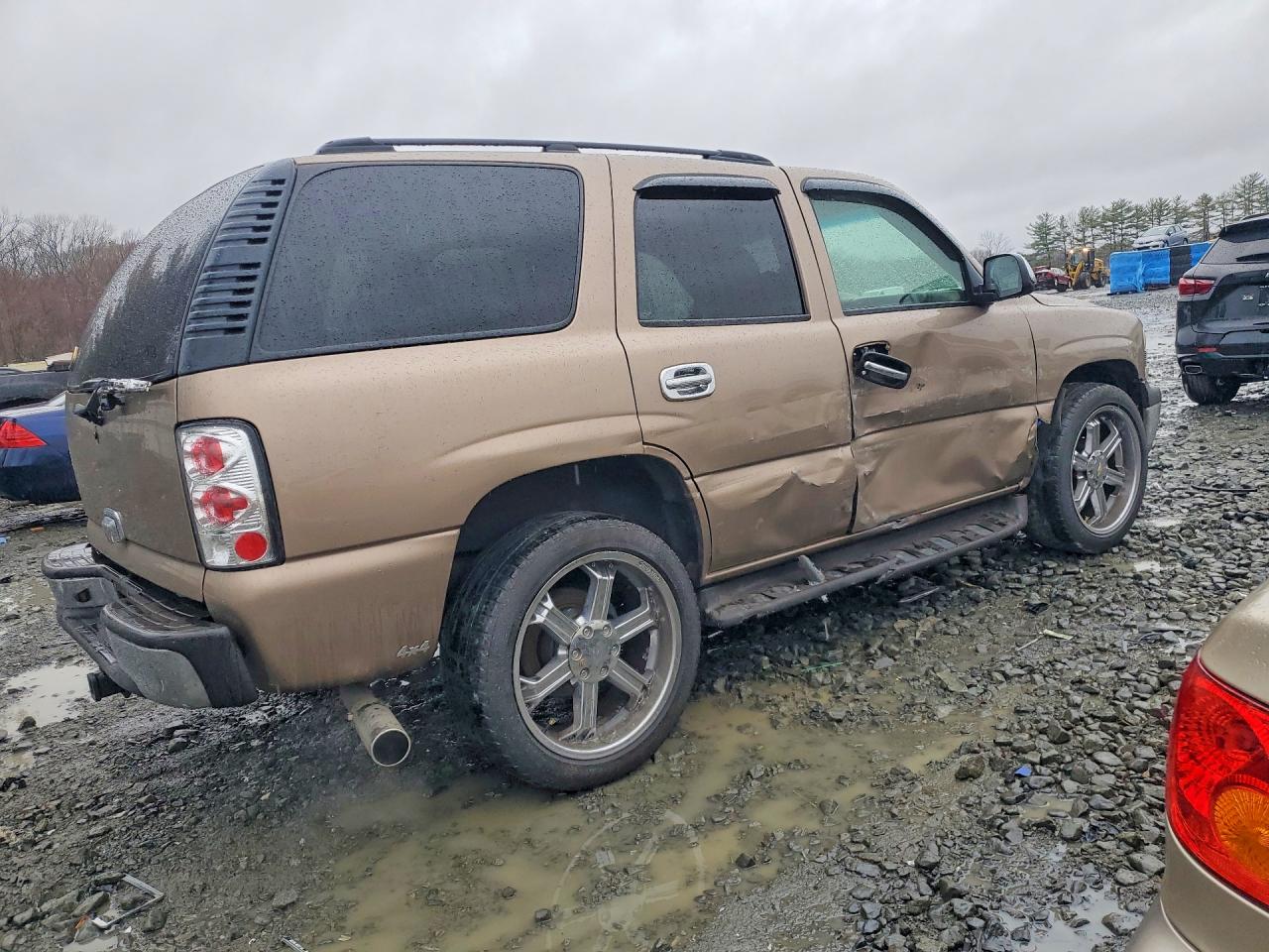 2003 CHEVROLET TAHOE K1500 photo 3