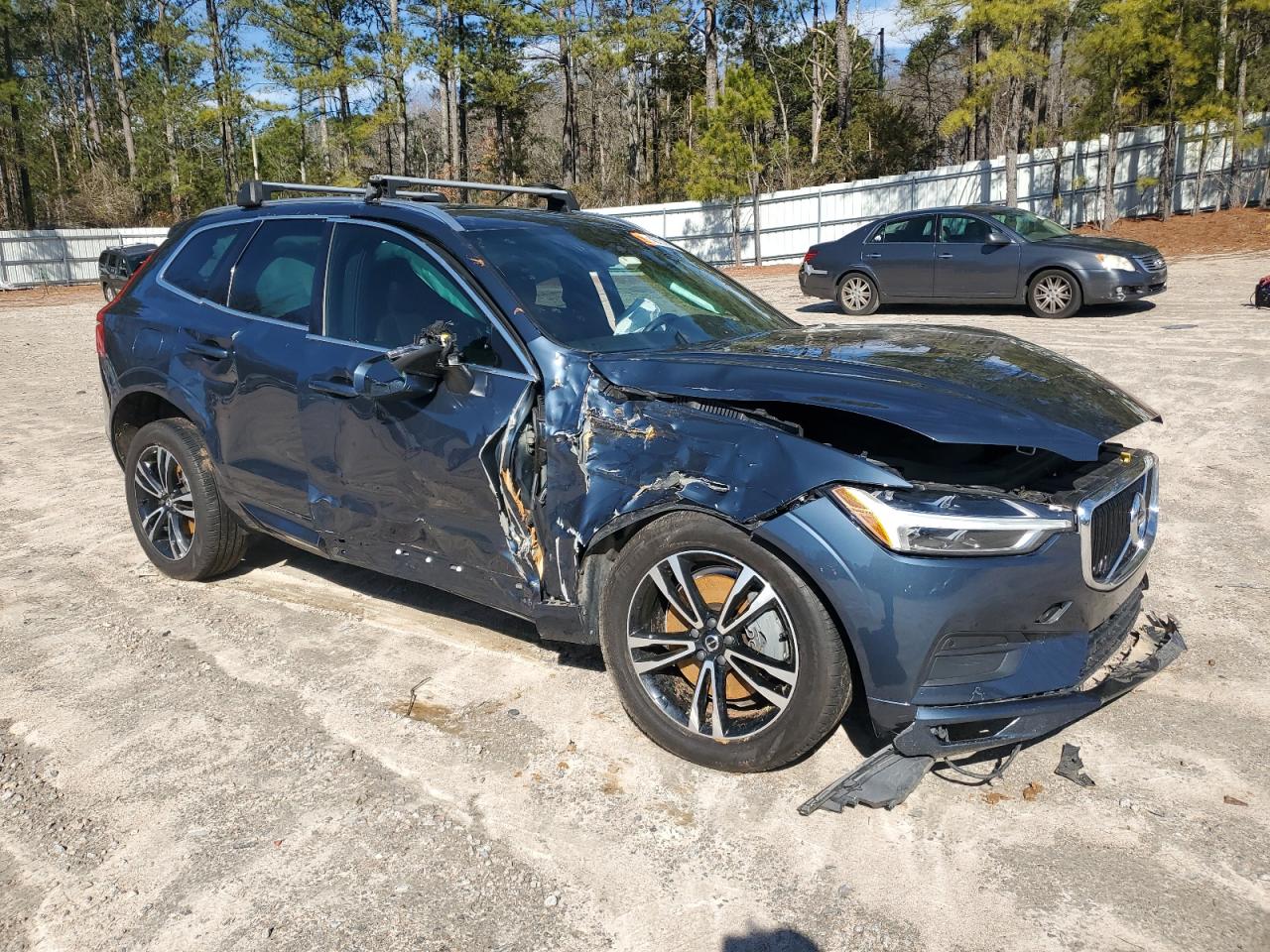 2021 VOLVO XC60 T6 MOMENTUM photo 7