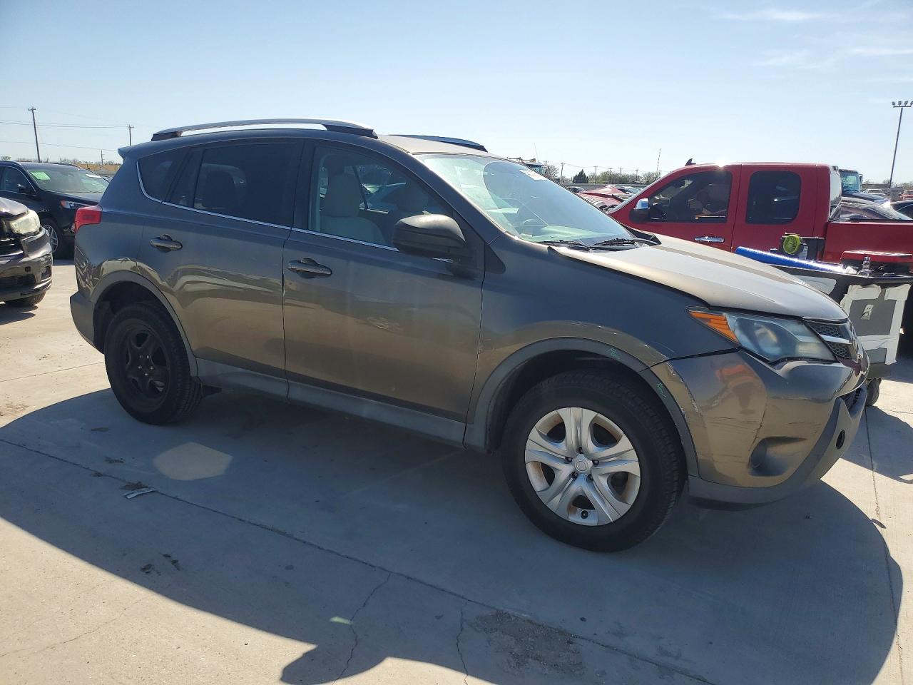 2013 TOYOTA RAV4 LE photo 7