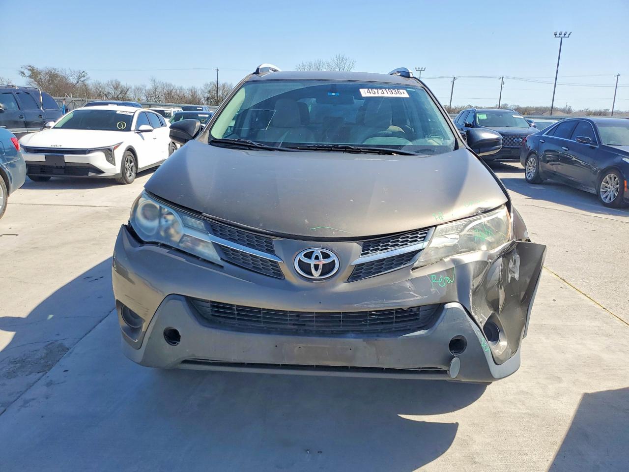 2013 TOYOTA RAV4 LE photo 9