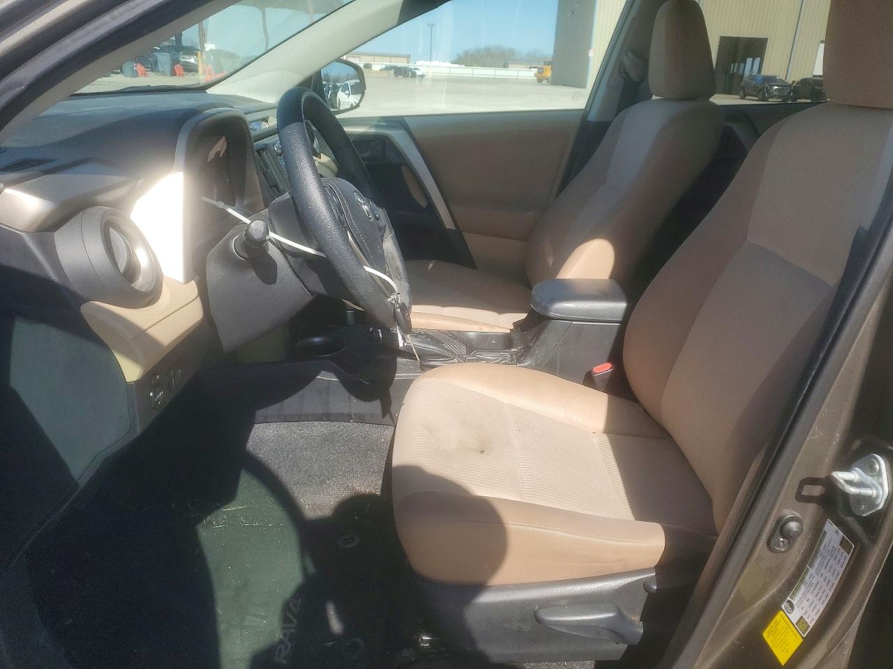 2013 TOYOTA RAV4 LE photo 13
