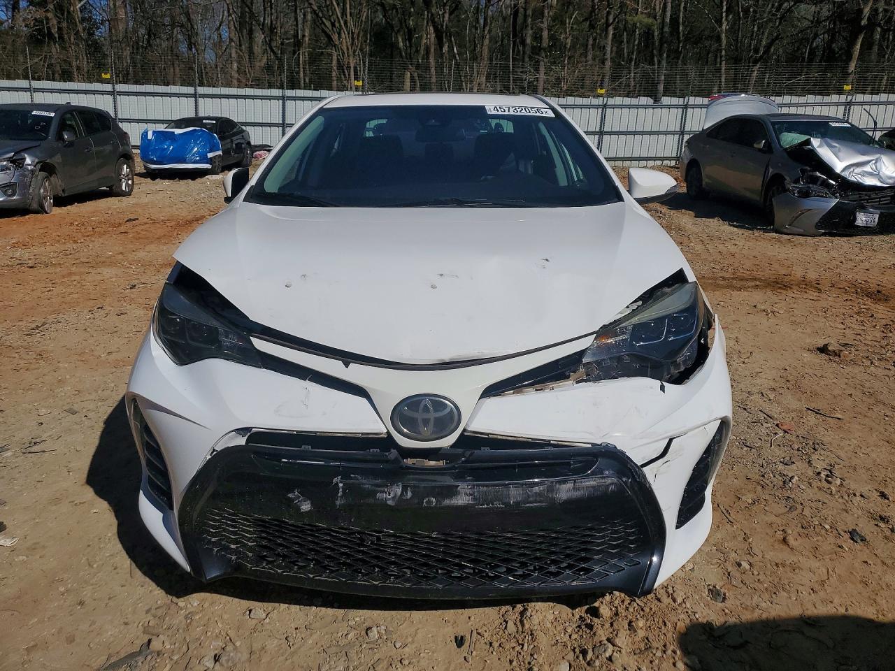 2017 TOYOTA COROLLA SE photo 5