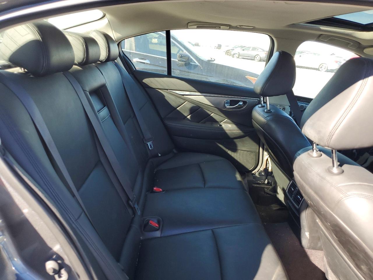 2015 INFINITI Q50 PREMIUM photo 19