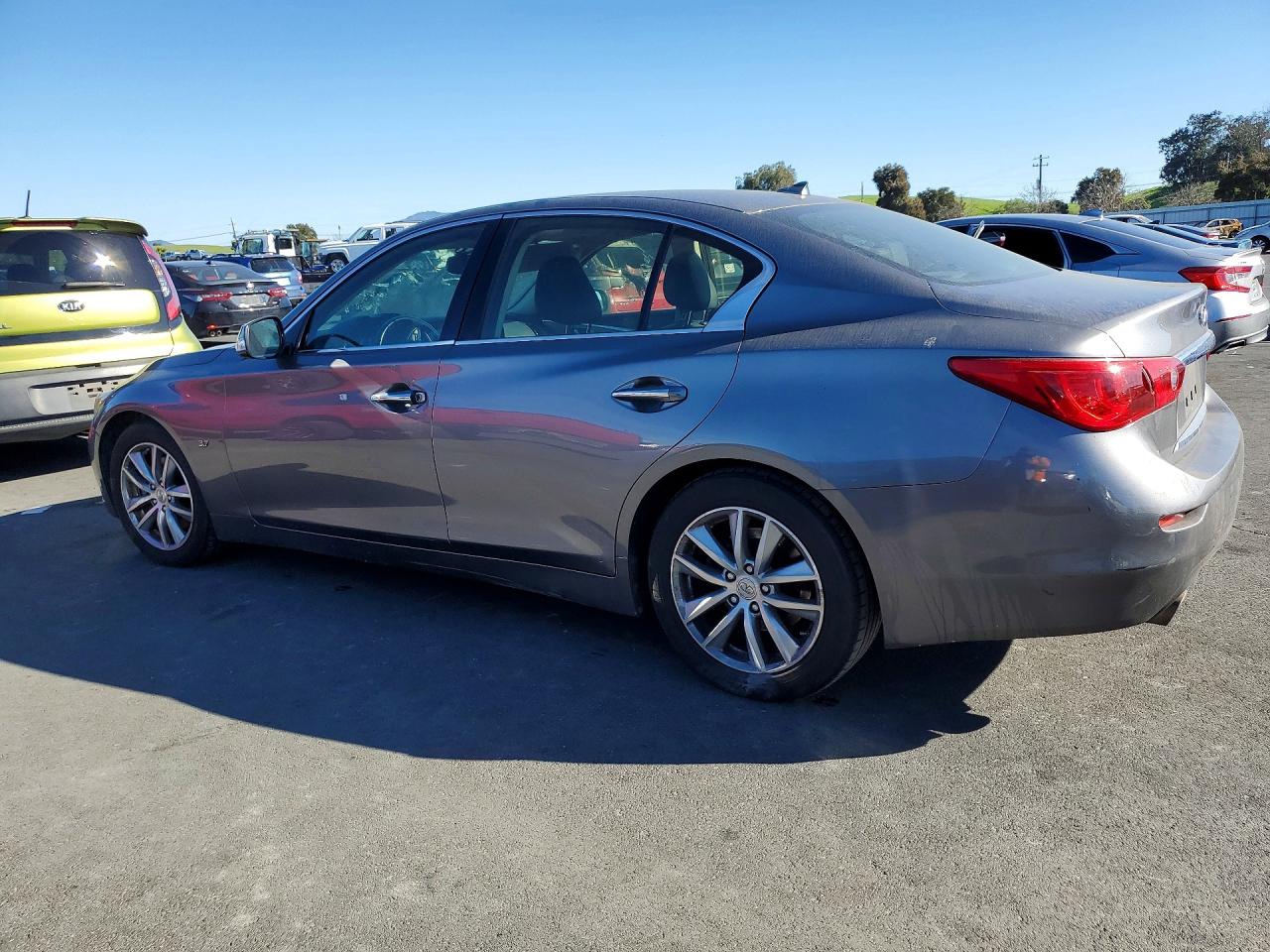 2015 INFINITI Q50 PREMIUM photo 3