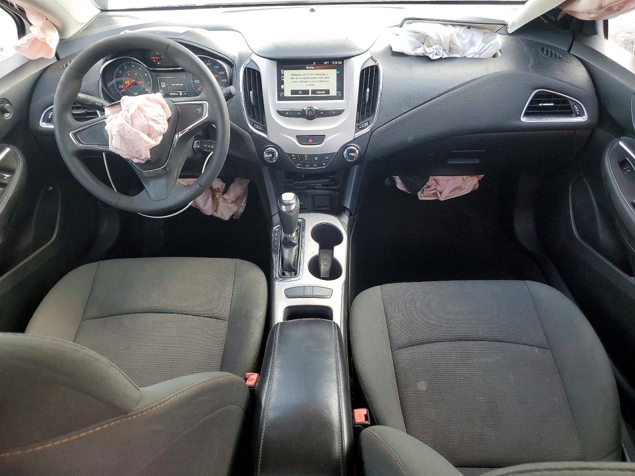 2017 CHEVROLET CRUZE LS photo 15