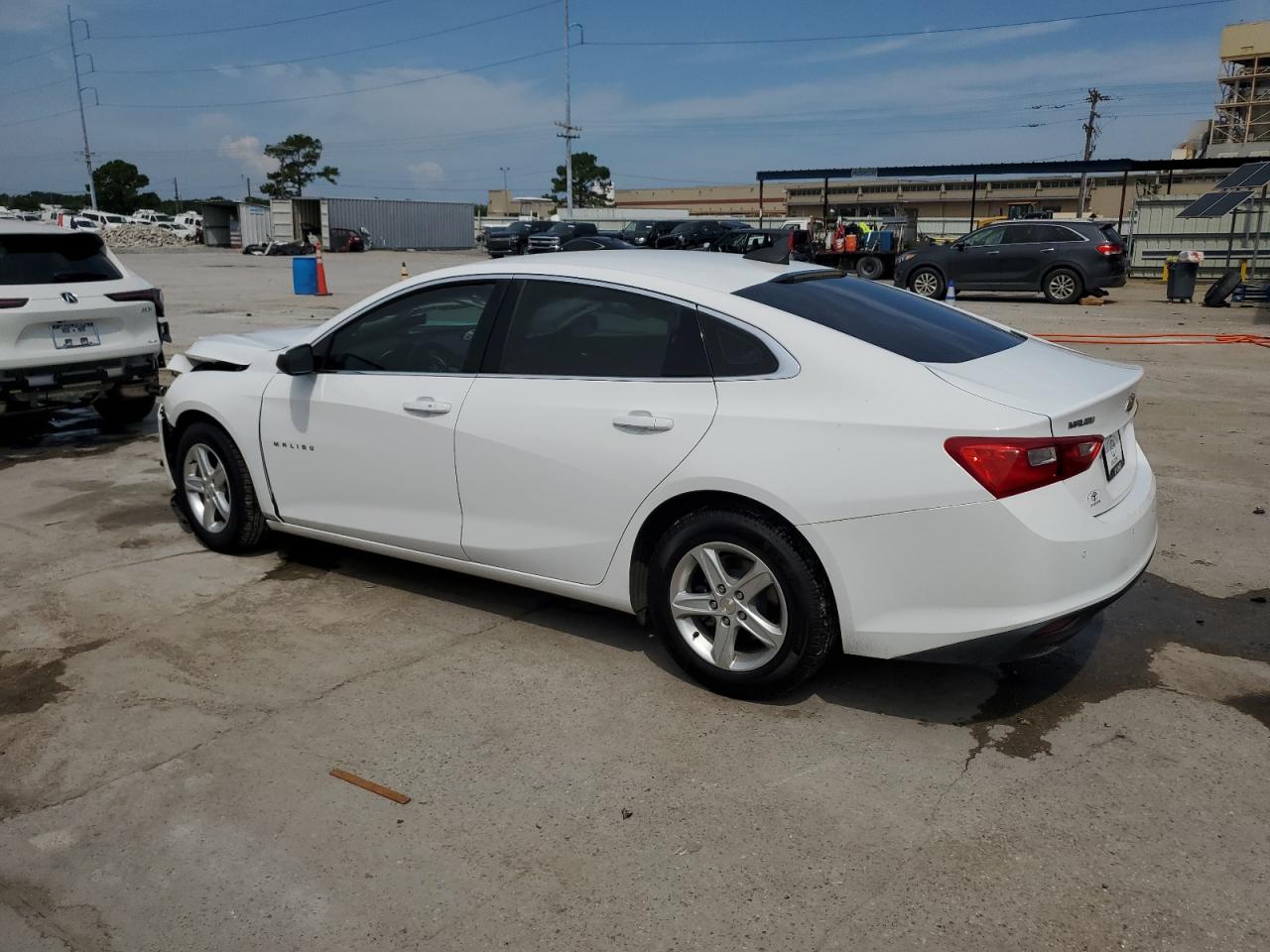2020 CHEVROLET MALIBU LS photo 4
