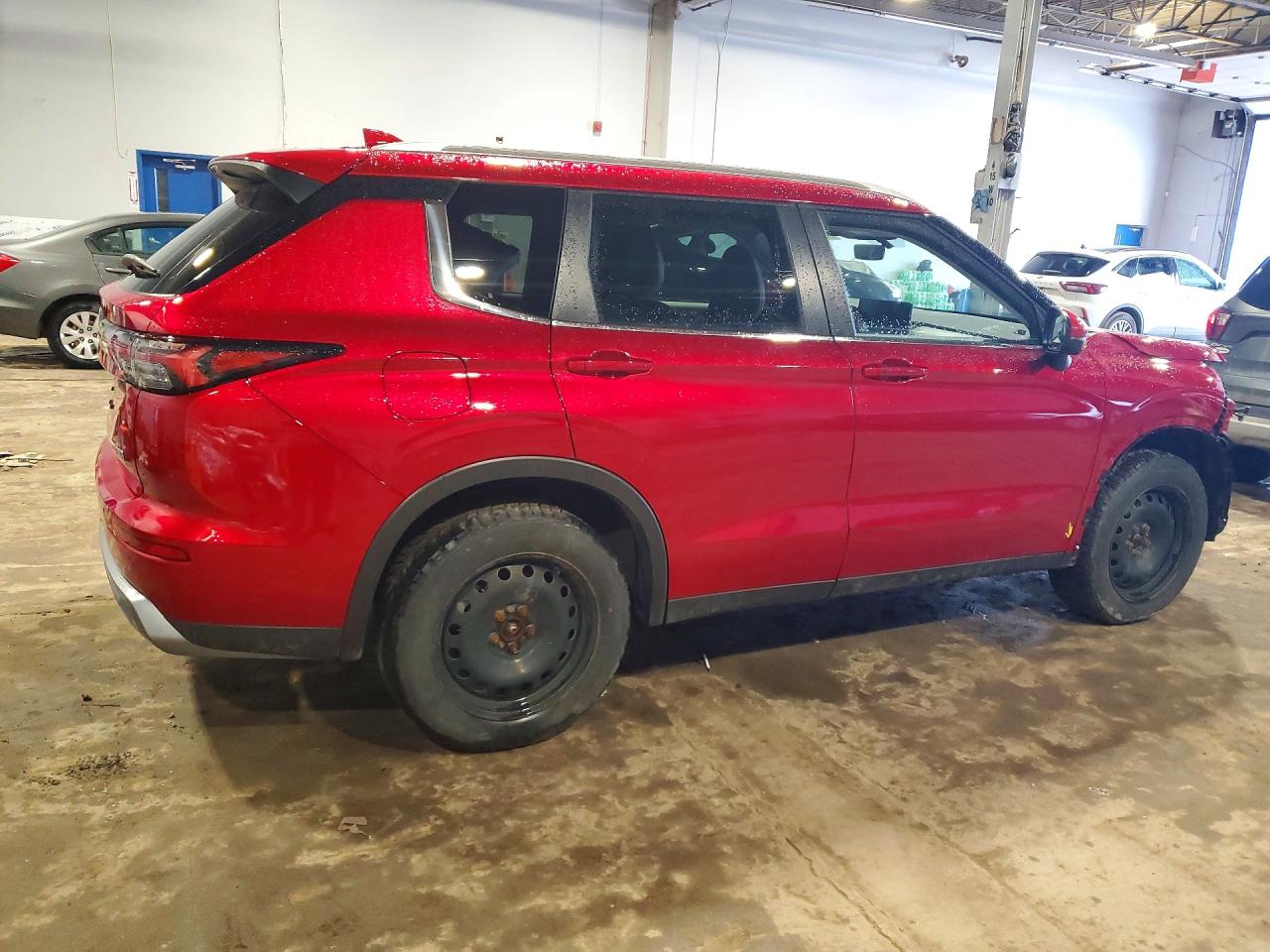 2025 MITSUBISHI OUTLANDER SE photo 3