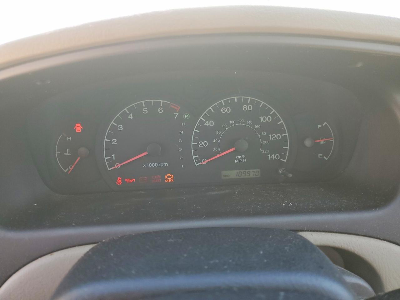 2002 HYUNDAI ELANTRA GLS photo 9