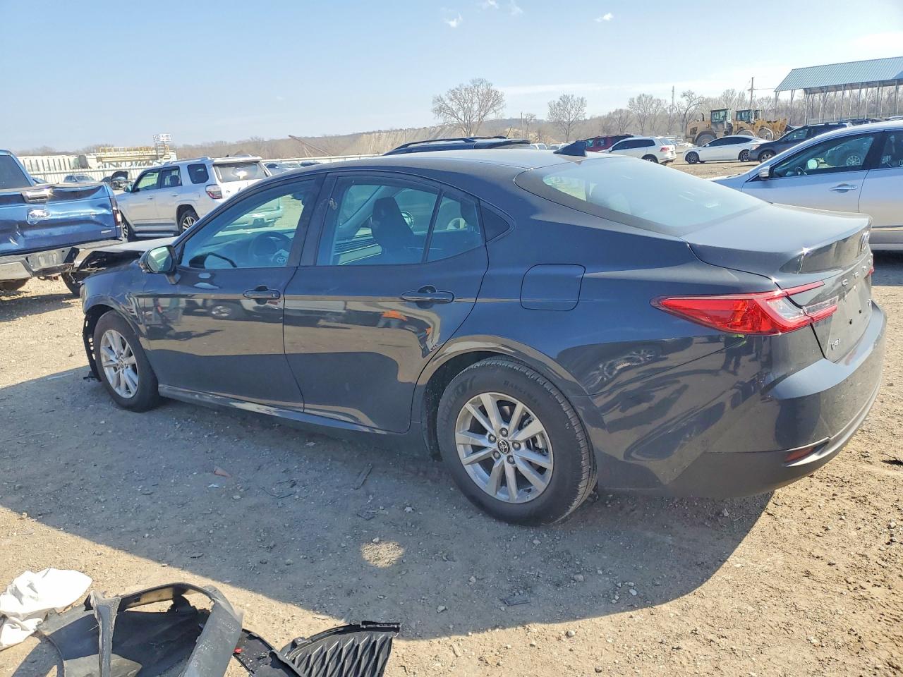 2025 TOYOTA CAMRY LE photo 2