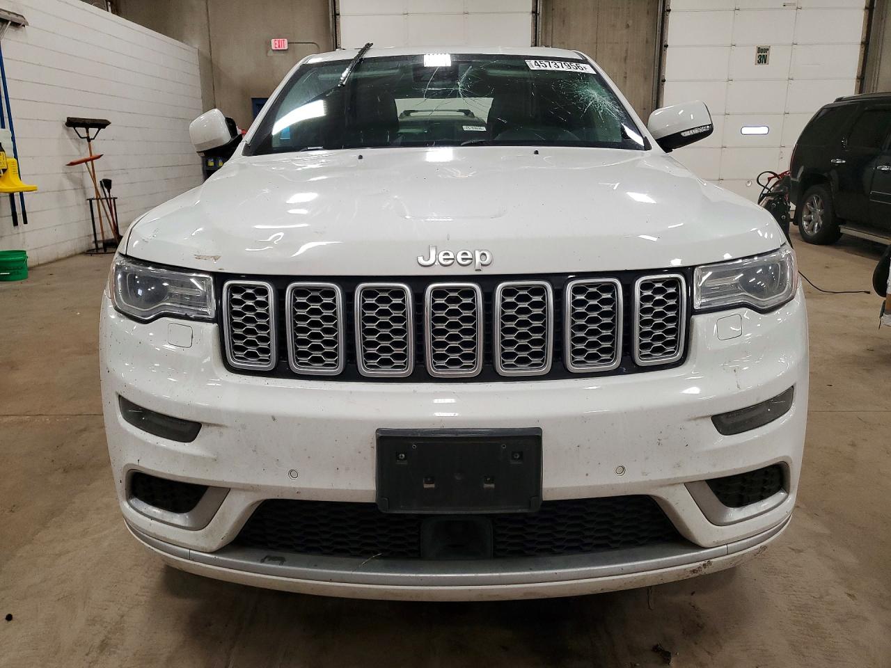 2020 JEEP GRAND CHEROKEE SUMMIT photo 5