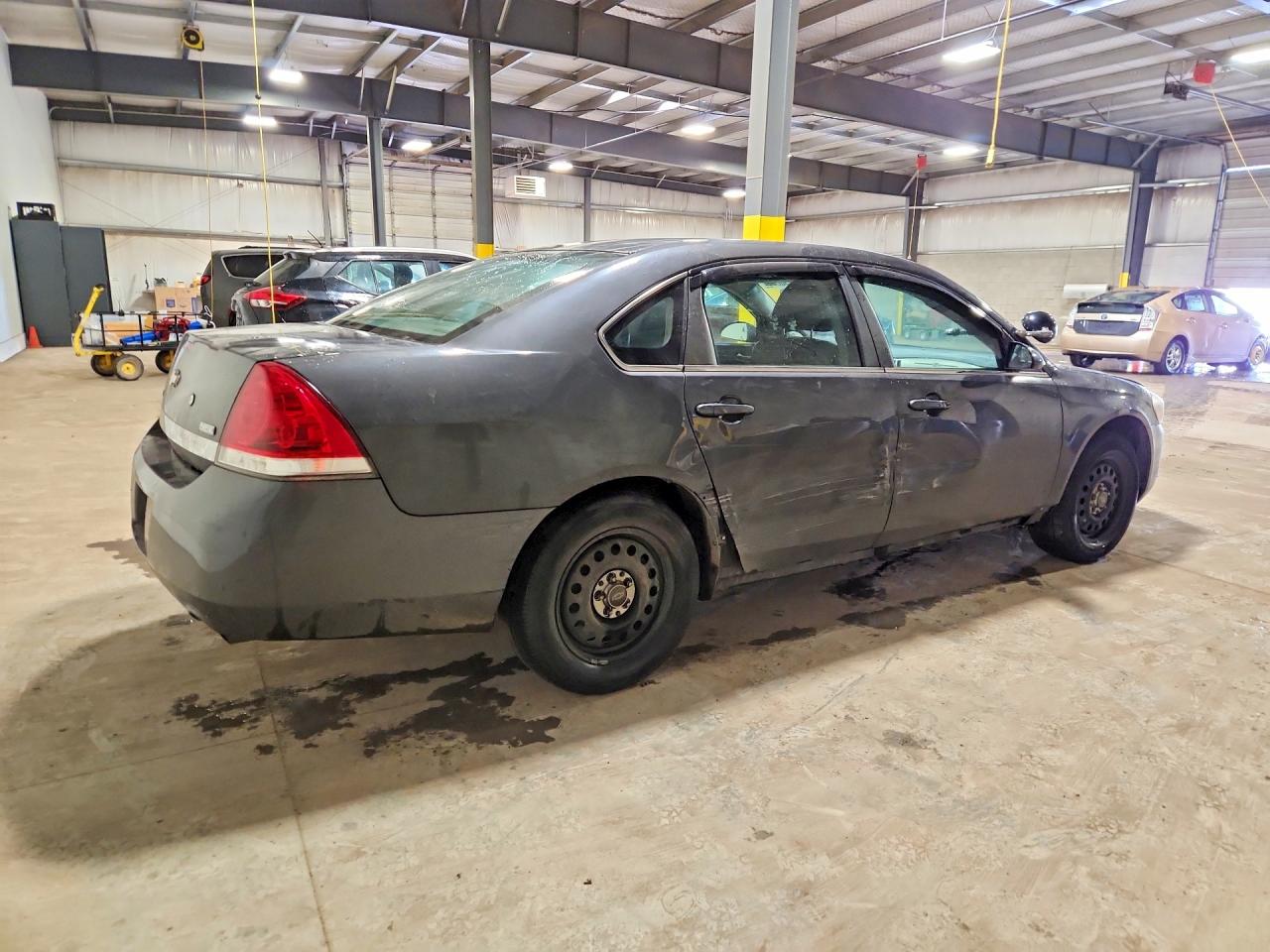 2011 CHEVROLET IMPALA POLICE photo 3