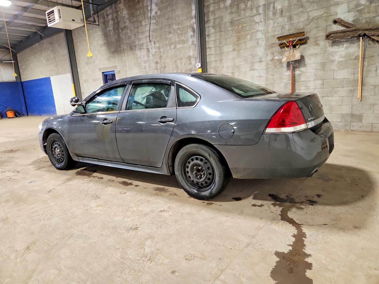 2011 CHEVROLET IMPALA POLICE photo 2