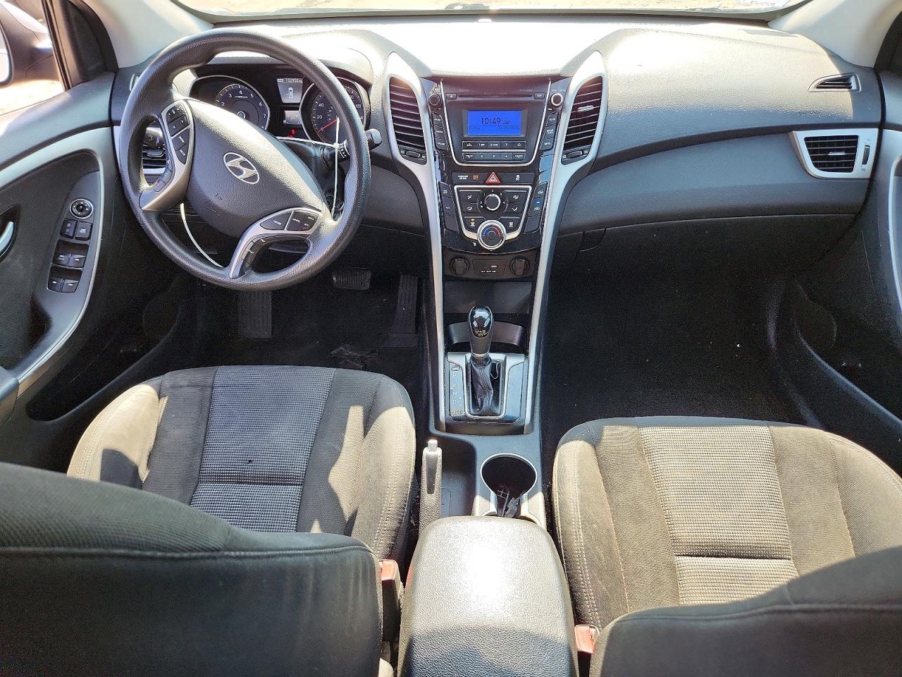 2017 HYUNDAI ELANTRA GT BASE photo 22