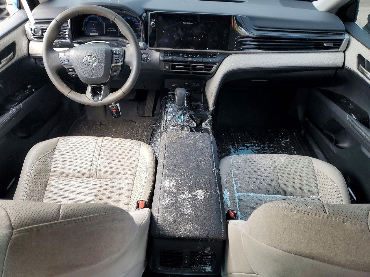2025 TOYOTA CAMRY XLE photo 15