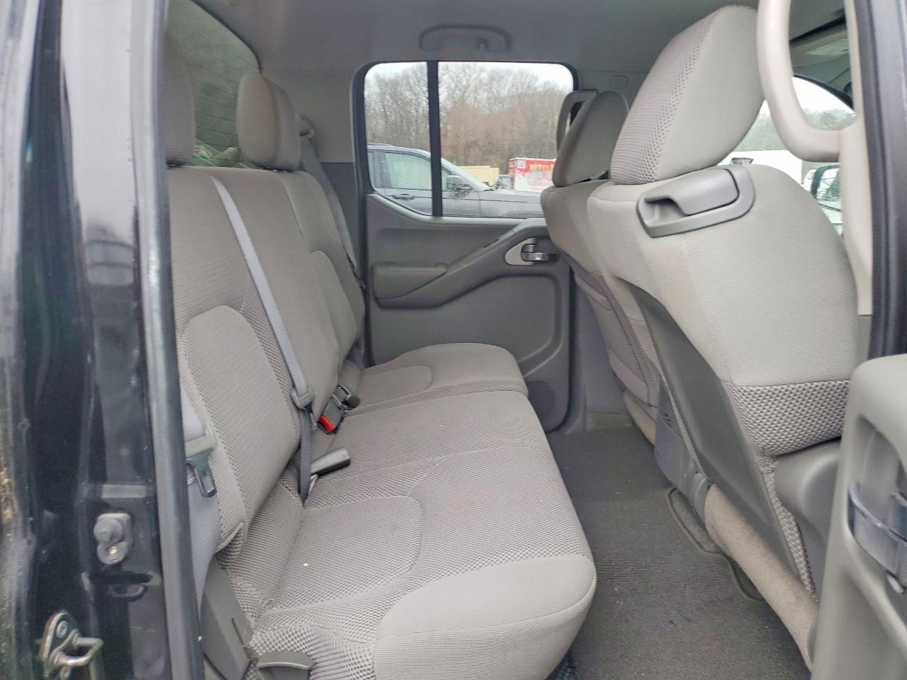 2010 NISSAN FRONTIER SE V6 photo 19