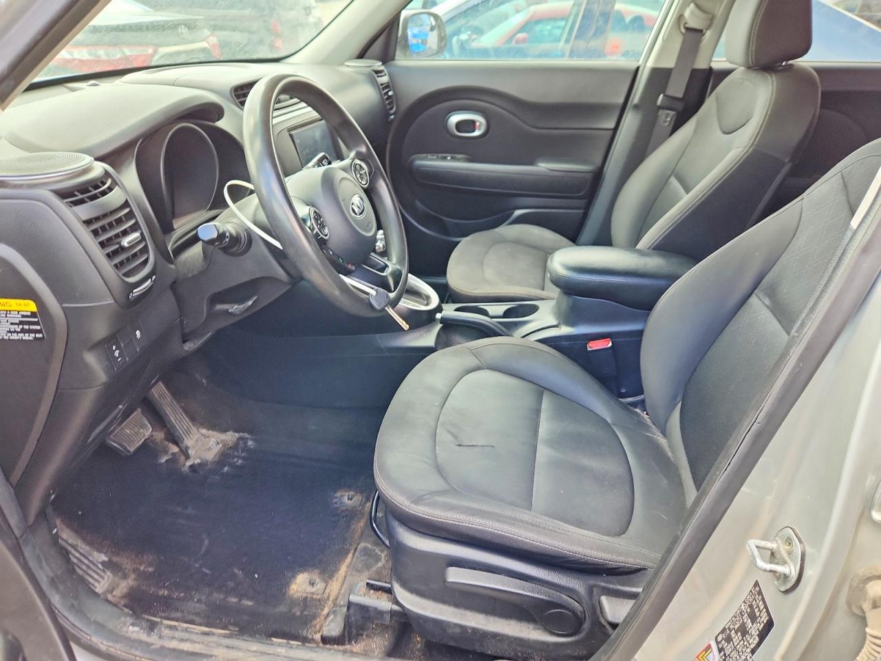 2017 KIA SOUL BASE photo 13