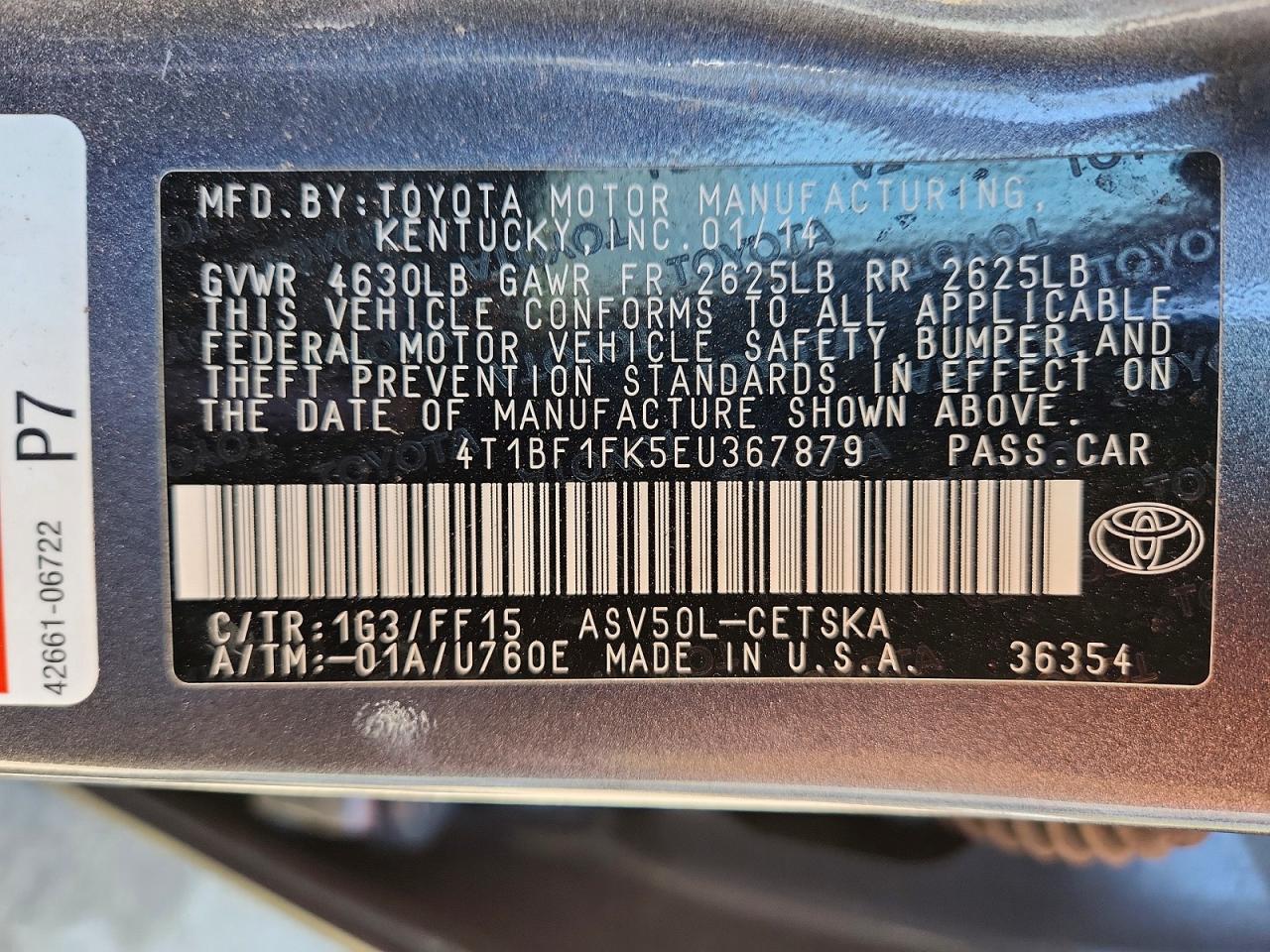 2014 TOYOTA CAMRY SE photo 12
