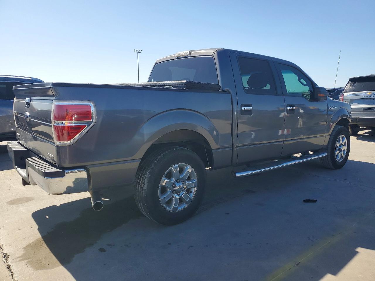 2013 FORD F150 SUPERCREW photo 5