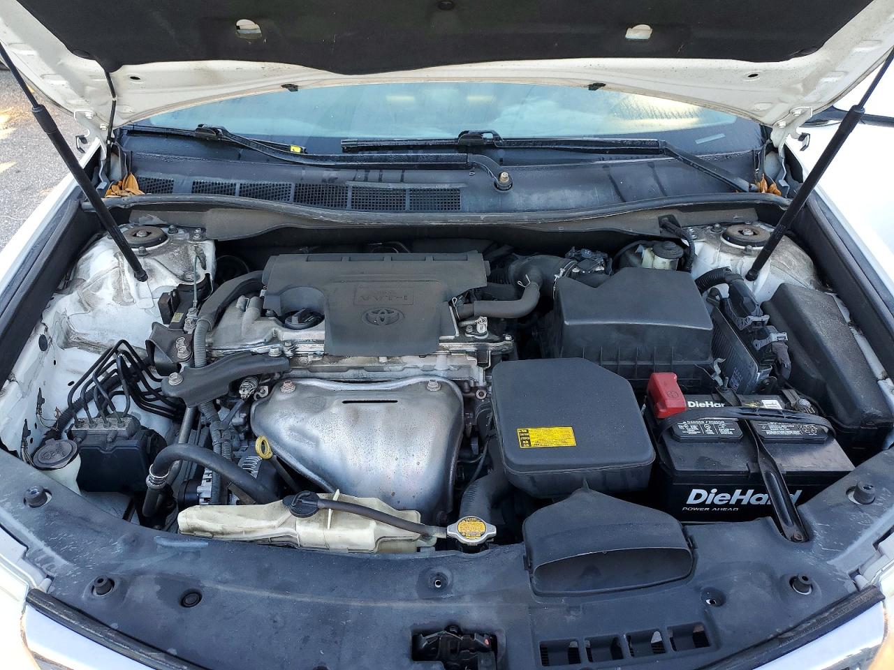 2013 TOYOTA CAMRY LE photo 21