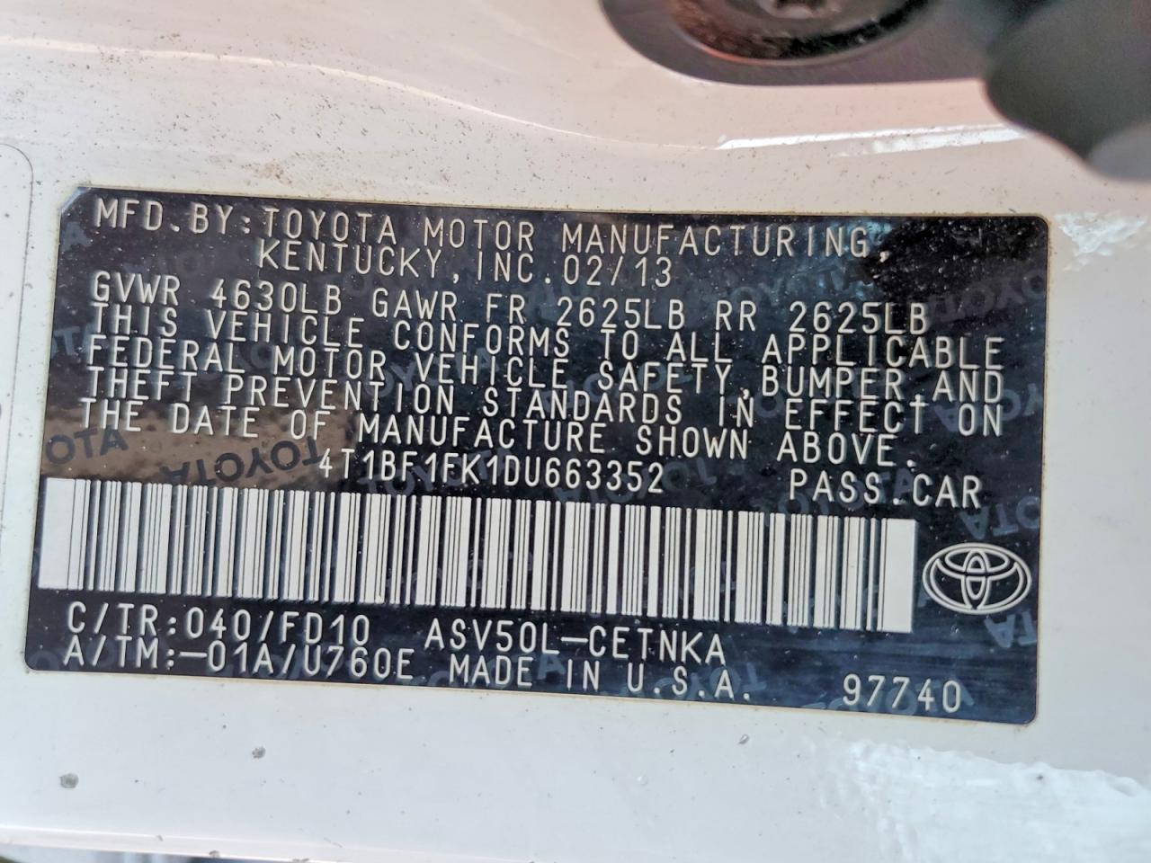2013 TOYOTA CAMRY LE photo 23