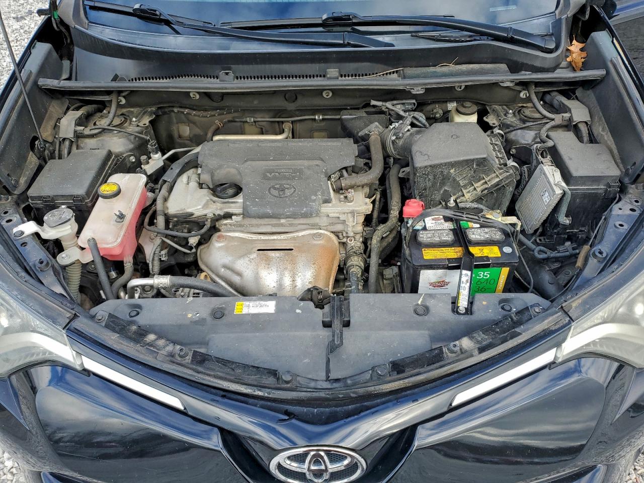 2016 TOYOTA RAV4 XLE photo 23