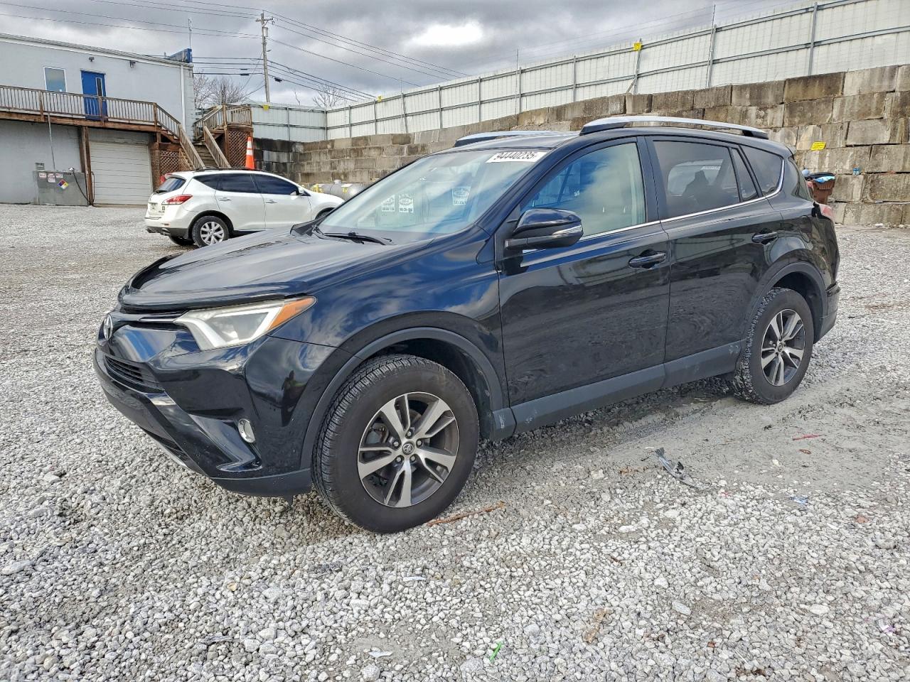 2016 TOYOTA RAV4