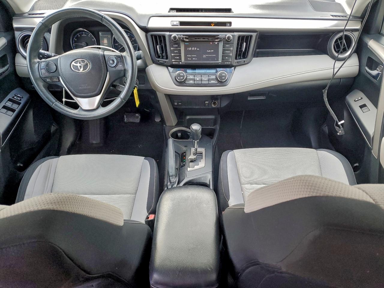 2016 TOYOTA RAV4 XLE photo 15