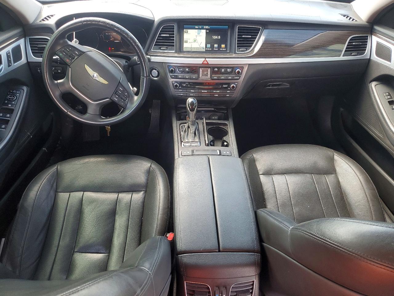 2015 HYUNDAI GENESIS 3.8L photo 15
