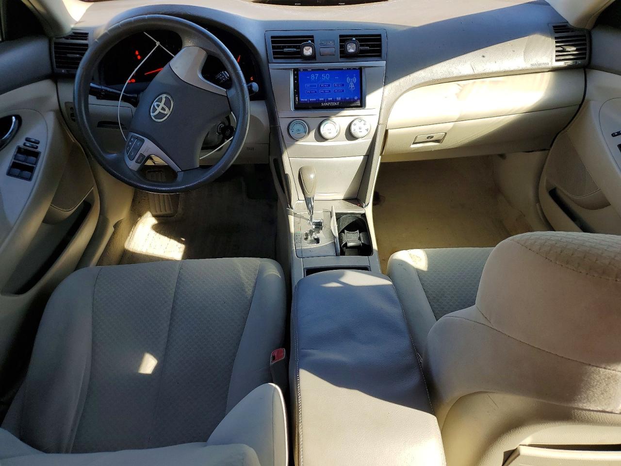 2009 TOYOTA CAMRY LE photo 8