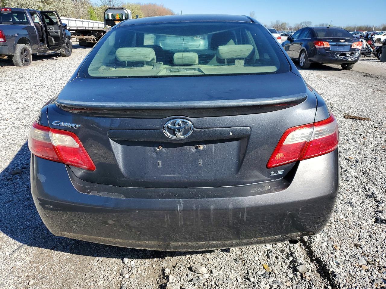 2009 TOYOTA CAMRY LE photo 6