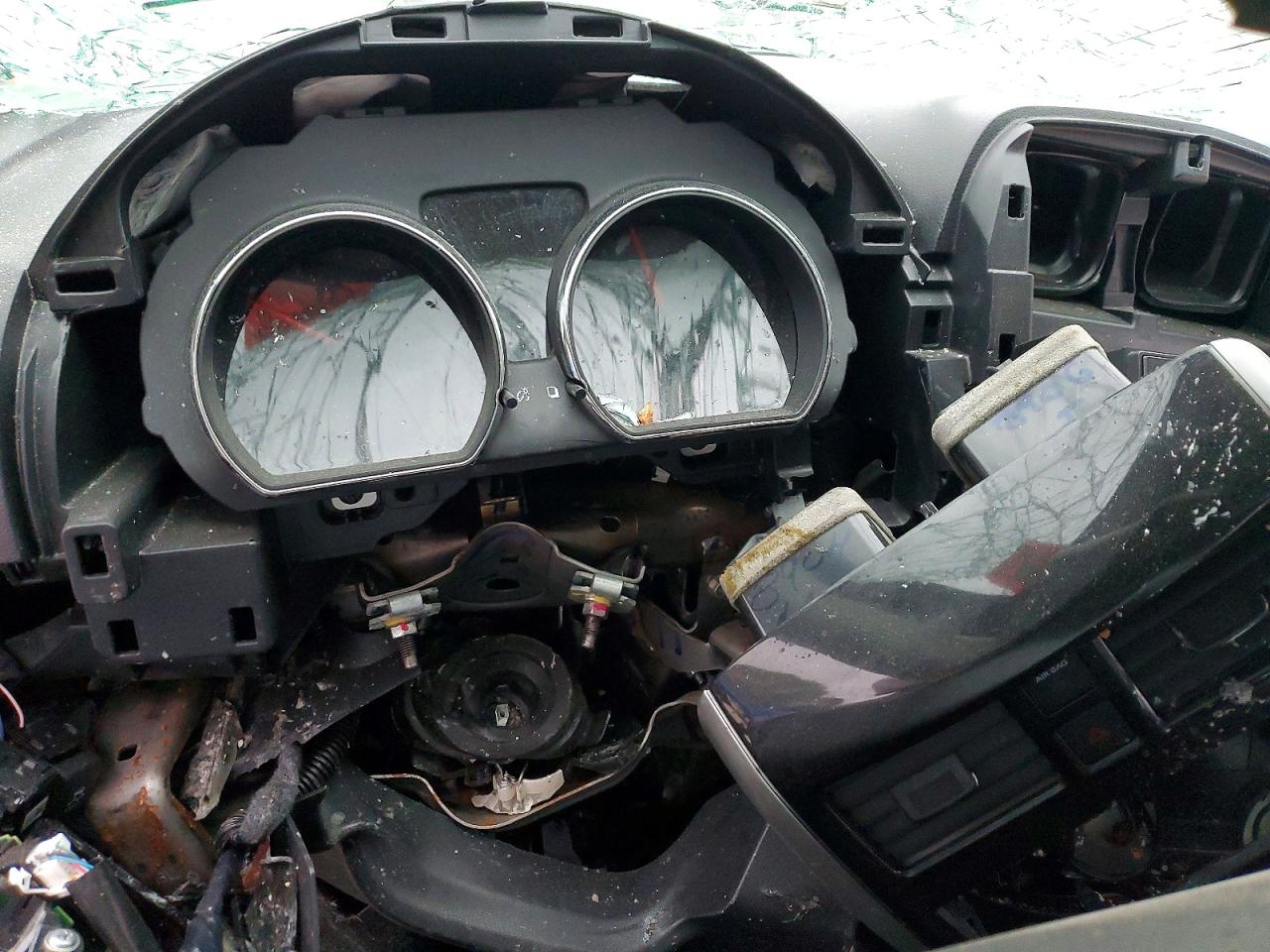 2019 NISSAN VERSA SV photo 25