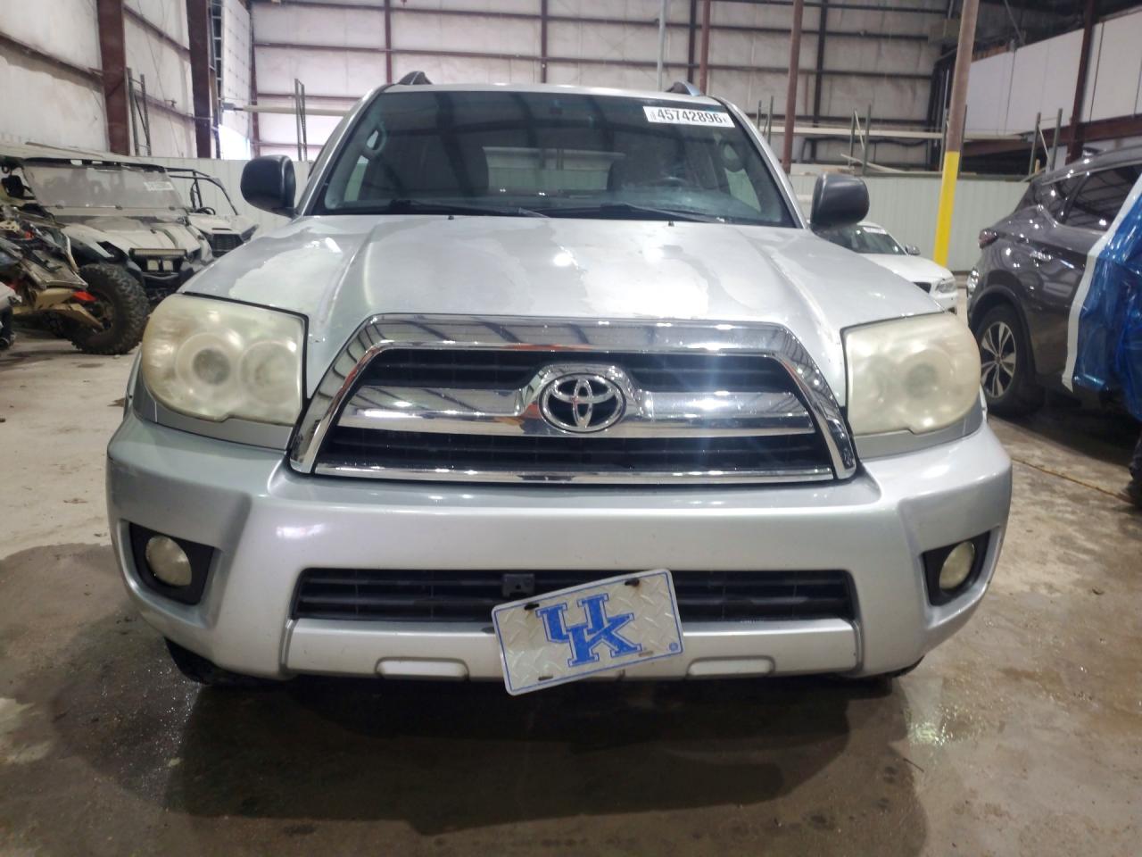2006 TOYOTA 4RUNNER SR5 photo 13