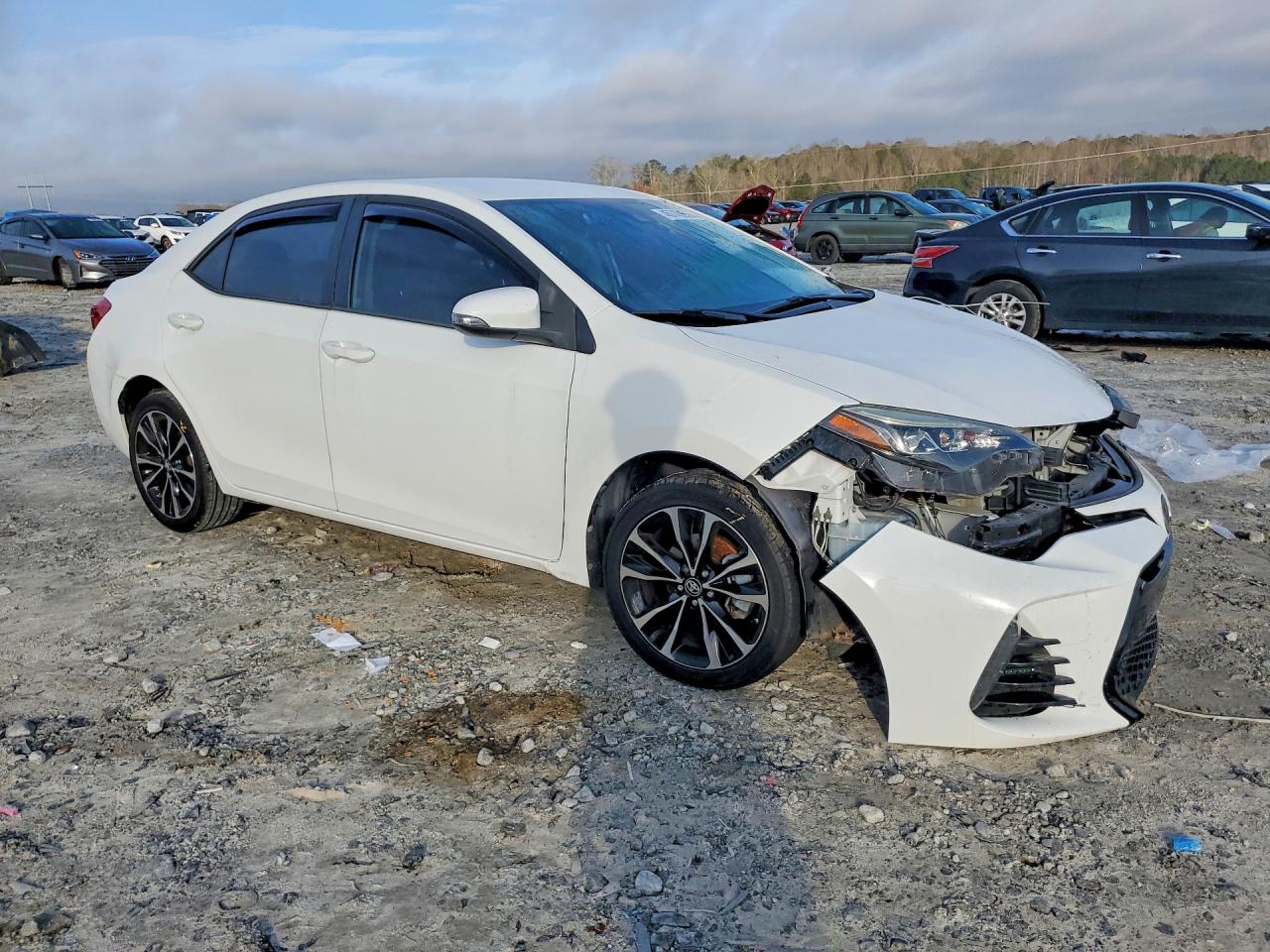 2019 TOYOTA COROLLA SE photo 7