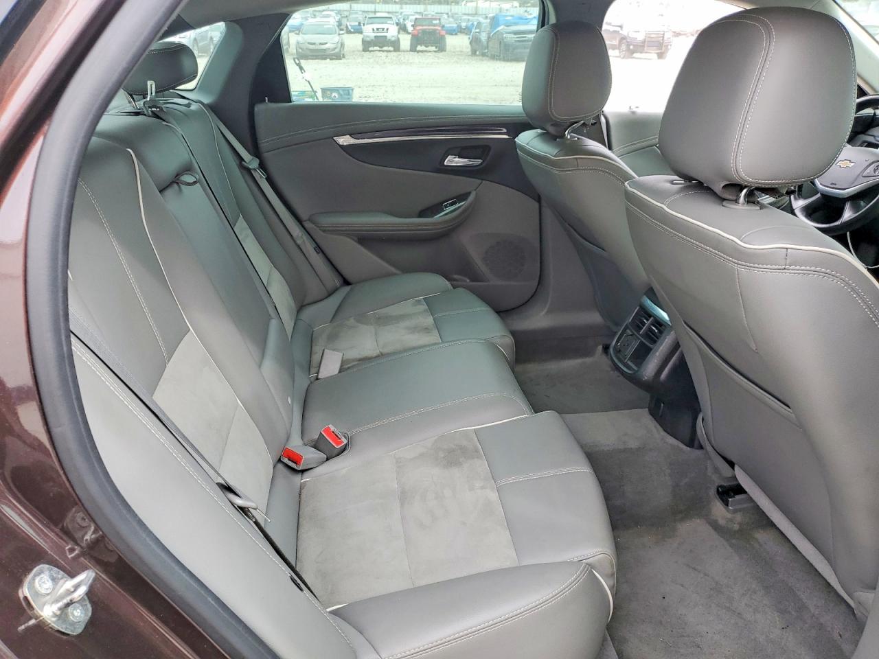 2015 CHEVROLET IMPALA LT photo 10