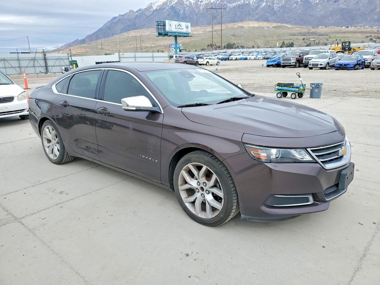 2015 CHEVROLET IMPALA LT photo 4