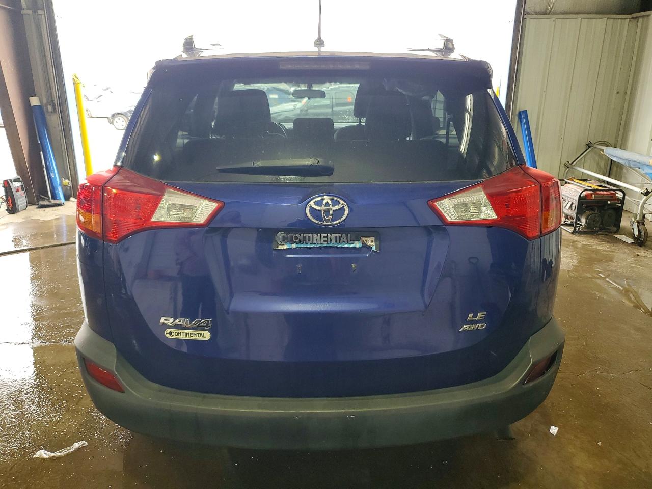 2015 TOYOTA RAV4 LE photo 6