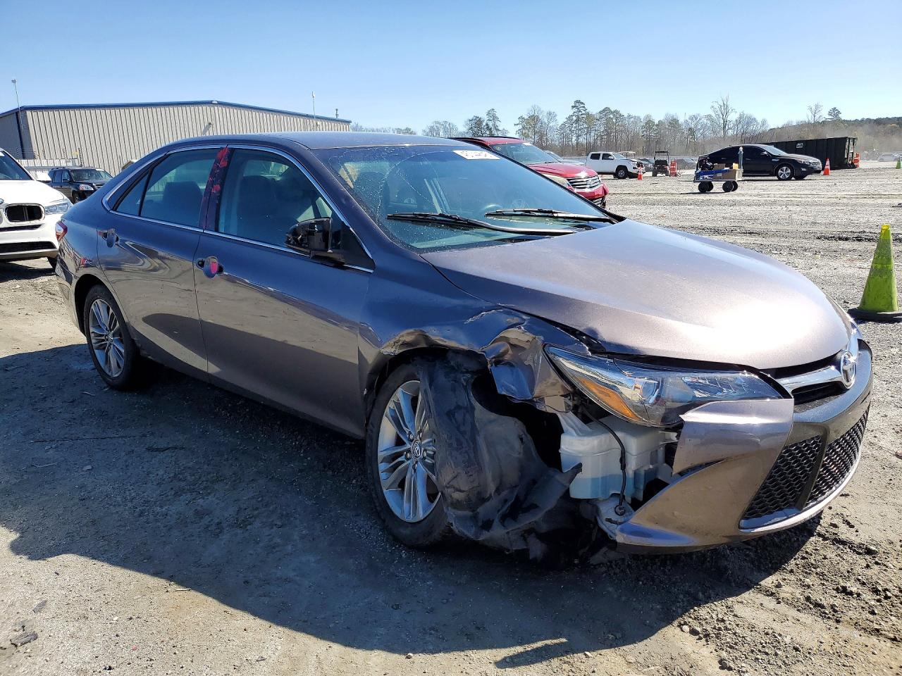 2016 TOYOTA CAMRY SE photo 10