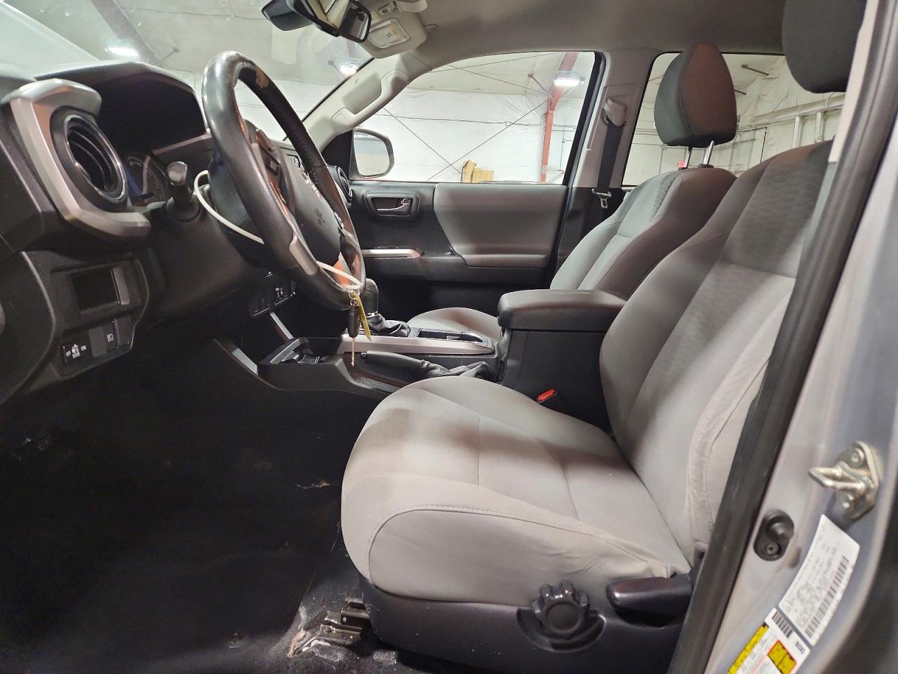 2019 TOYOTA TACOMA SR5 V6 photo 7