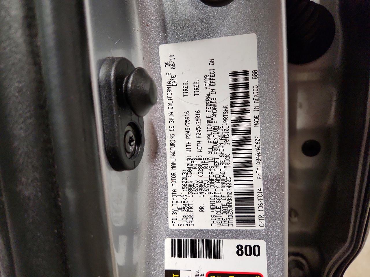 2019 TOYOTA TACOMA SR5 V6 photo 12