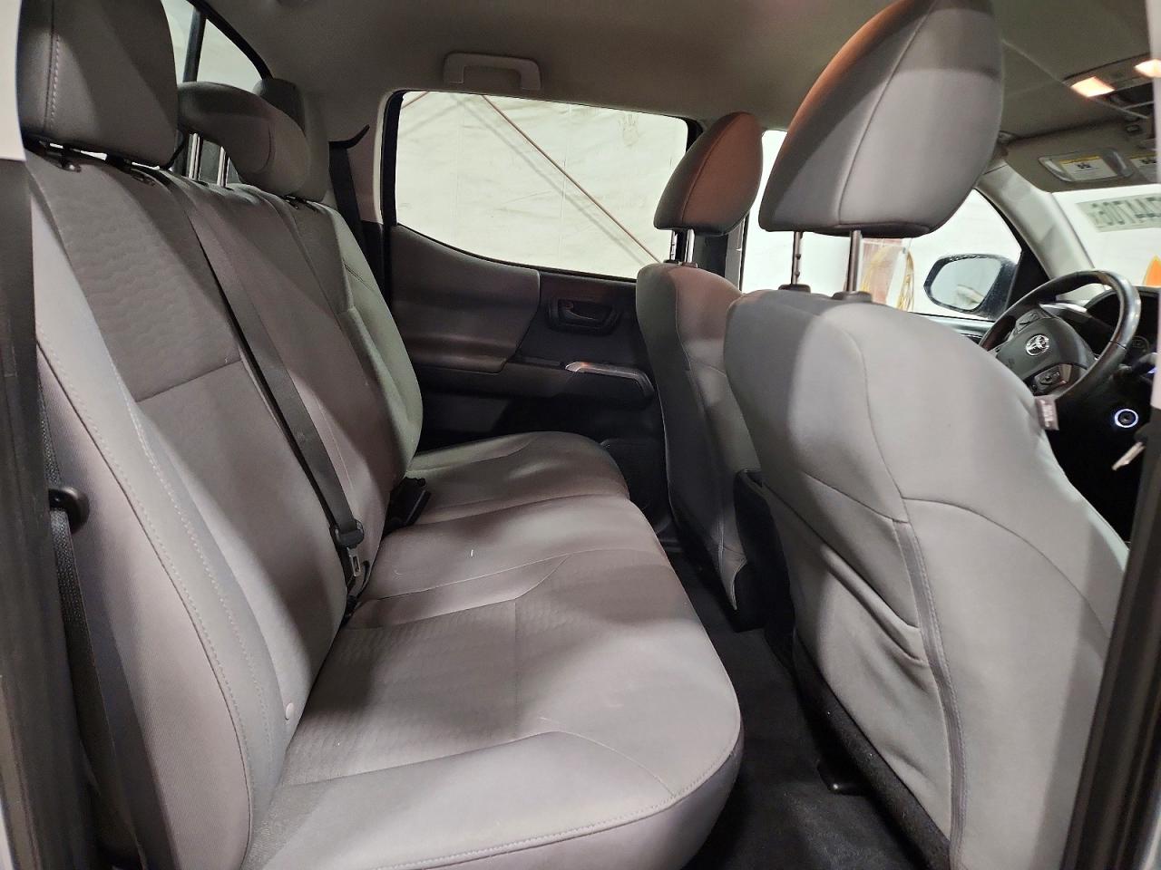 2019 TOYOTA TACOMA SR5 V6 photo 10
