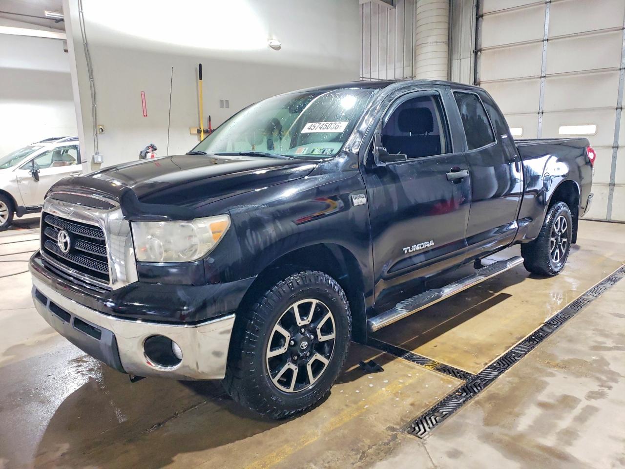 2008 TOYOTA TUNDRA