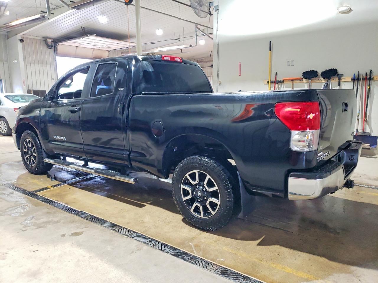 2008 TOYOTA TUNDRA SR5 photo 2