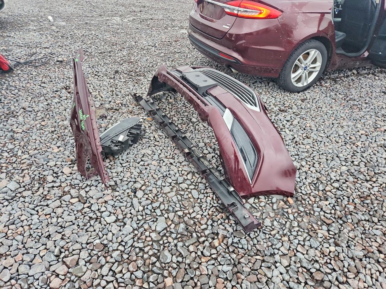 2018 FORD FUSION SE photo 23