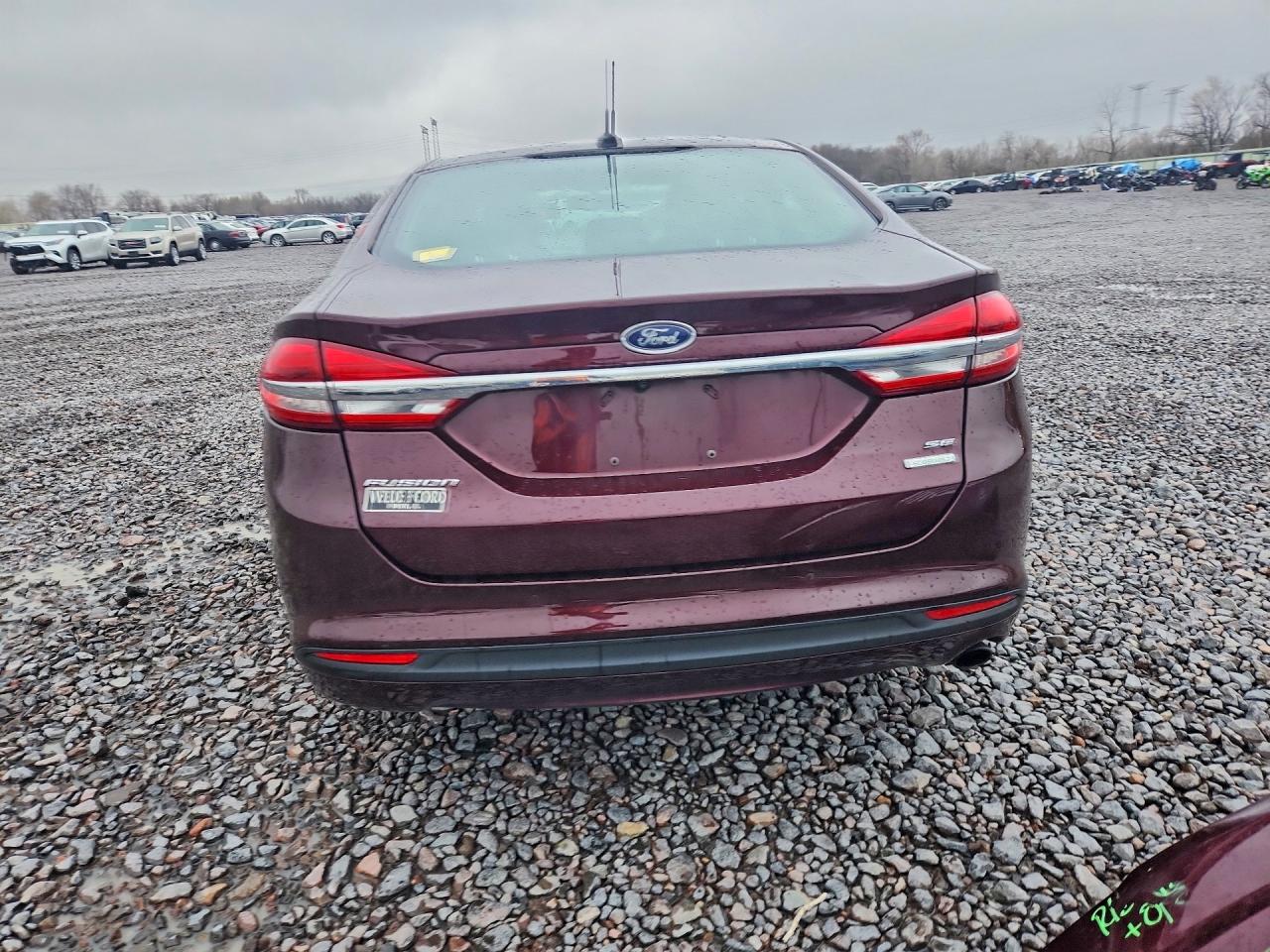 2018 FORD FUSION SE photo 11