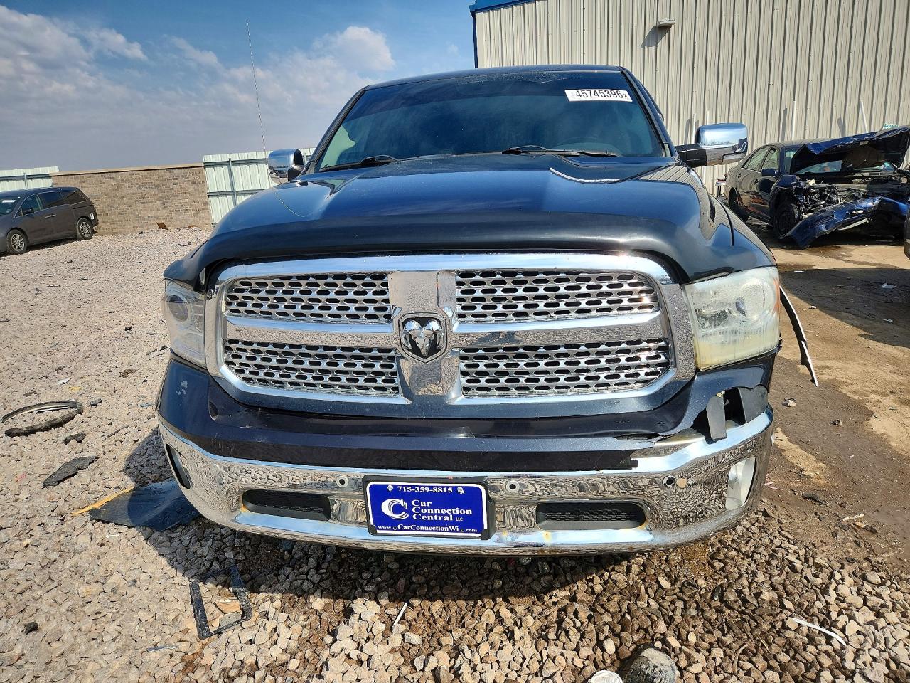 2015 RAM 1500 LARAMIE photo 5