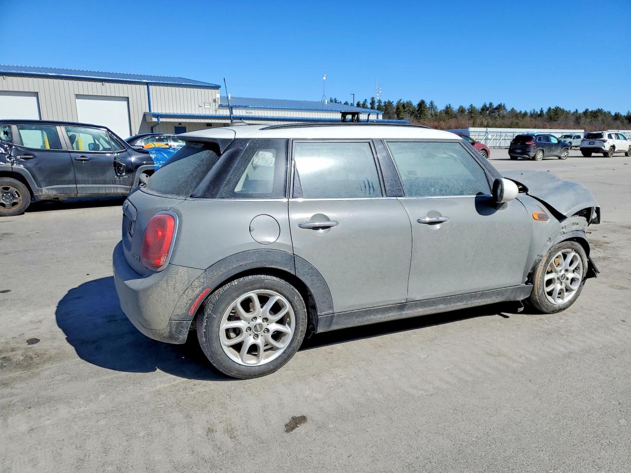 2016 MINI COOPER photo 7