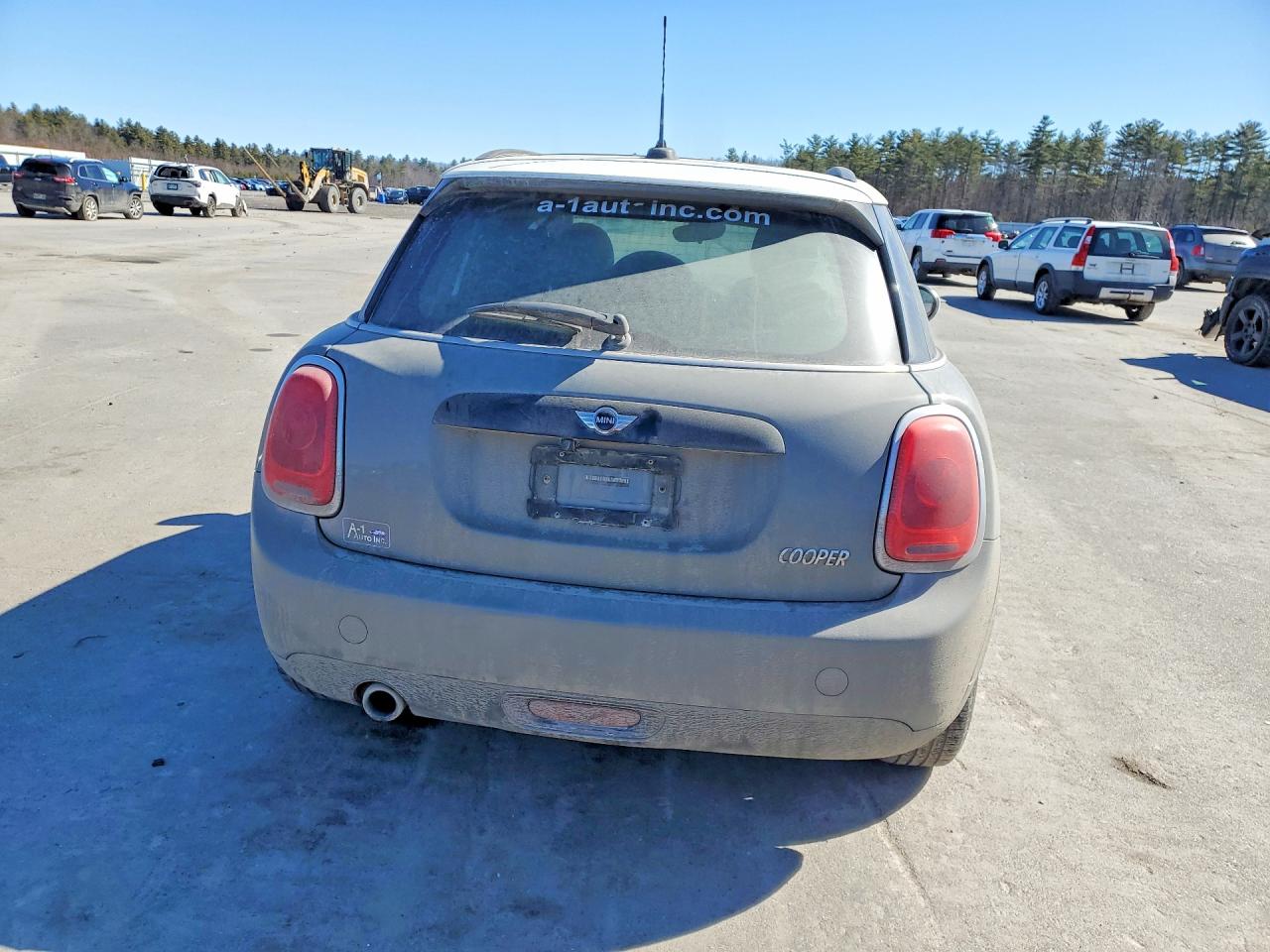 2016 MINI COOPER photo 16