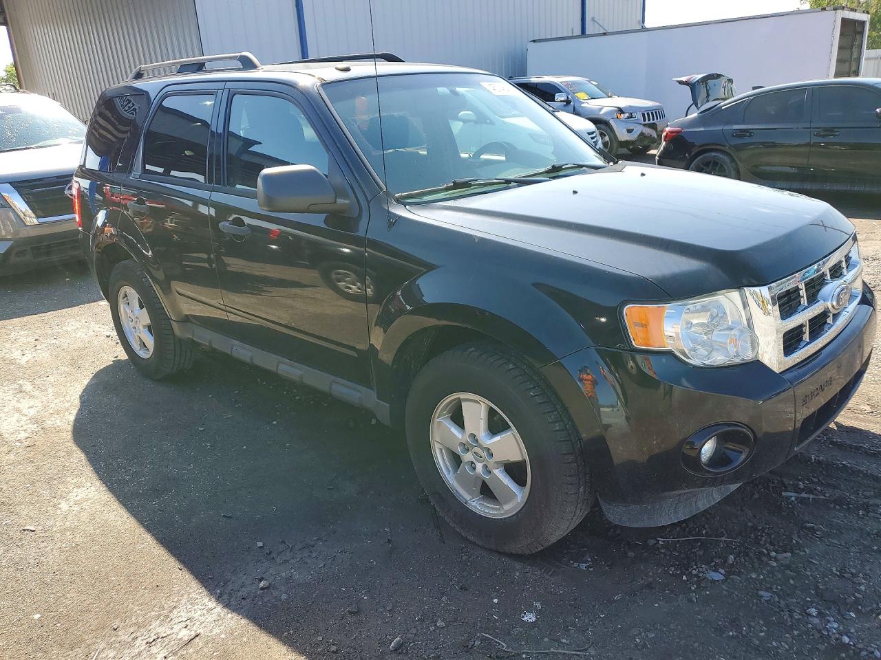 2011 FORD ESCAPE XLT photo 4