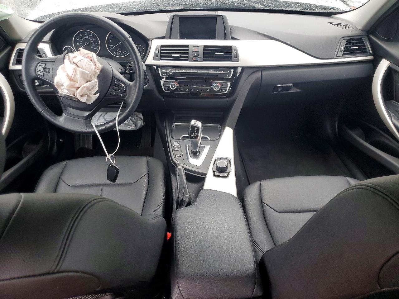 2018 BMW 320 I photo 8