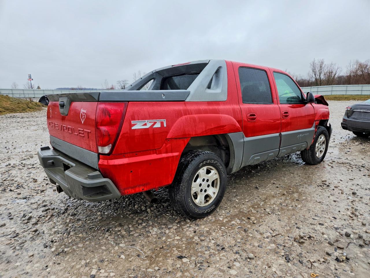 2002 CHEVROLET AVALANCHE K1500 photo 3